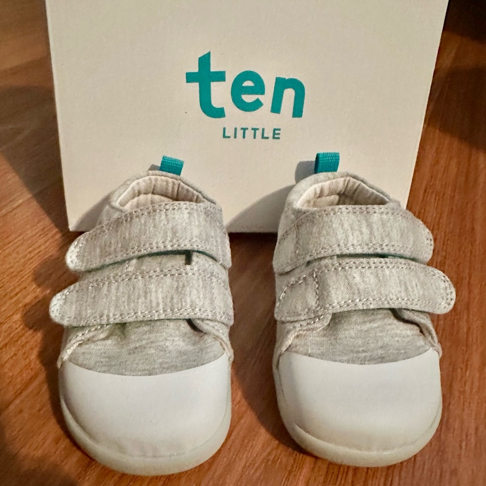 Ten Little Baby Walker Shoes - Cream and White